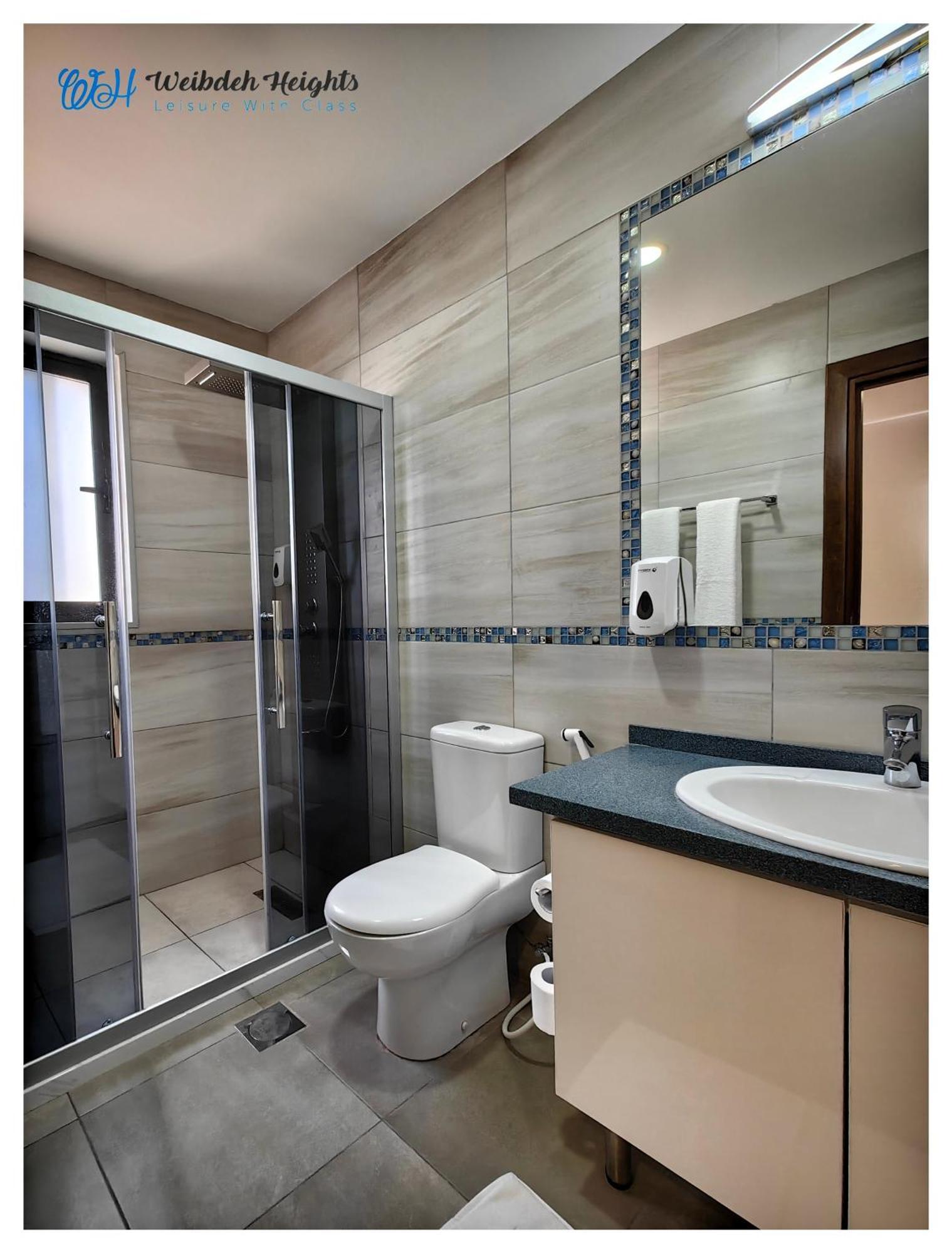 Weibdeh Heights Hotel Suites アンマン エクステリア 写真